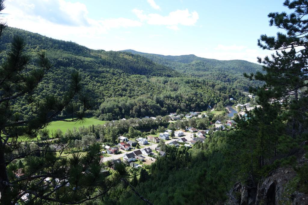Residence Touristique Les Bouleaux Petit-Saguenay Zewnętrze zdjęcie